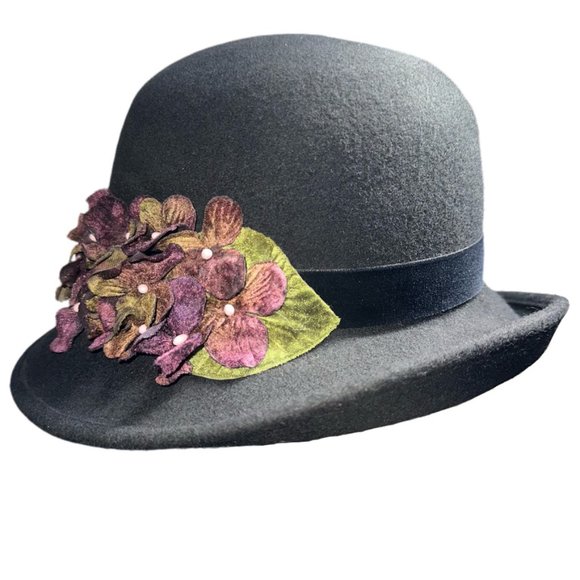 Coldwater Creek black wool hat with purple flowers - Picture 1 of 9